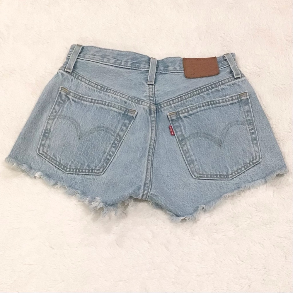 Levi’s 501 W24 (US 0/00) Denim Shorts Women’s High Rise Luxor Heat Light Wash - Picture 5 of 12